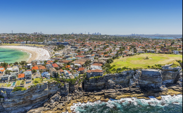  Bondi Beach